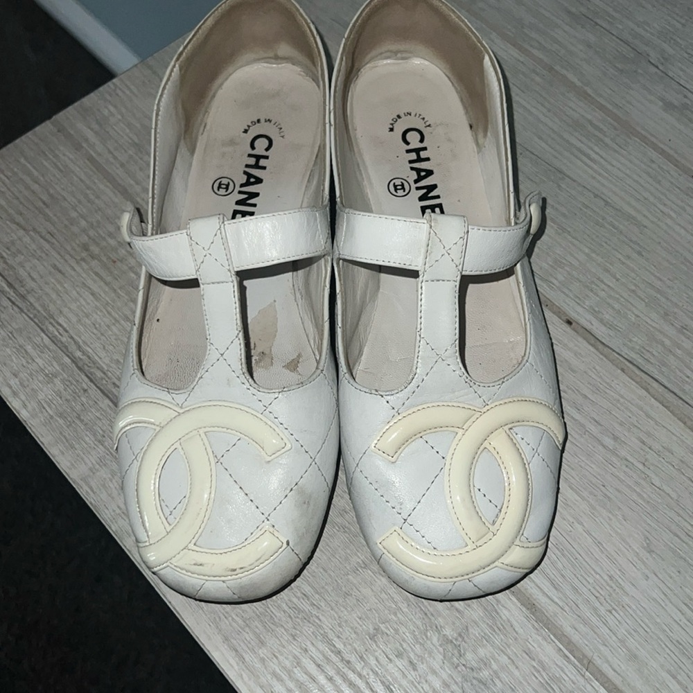 Chanel flats RARE 7.5-8